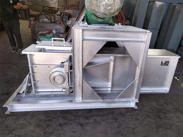 刮板輸送機